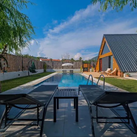 Bungalov Ozzy Villa